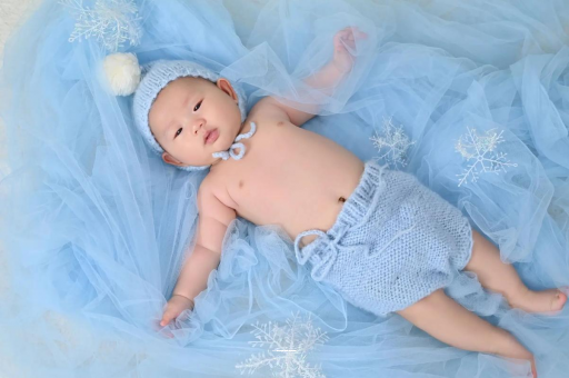 武汉供卵包生男孩孕妇肚子上长红点